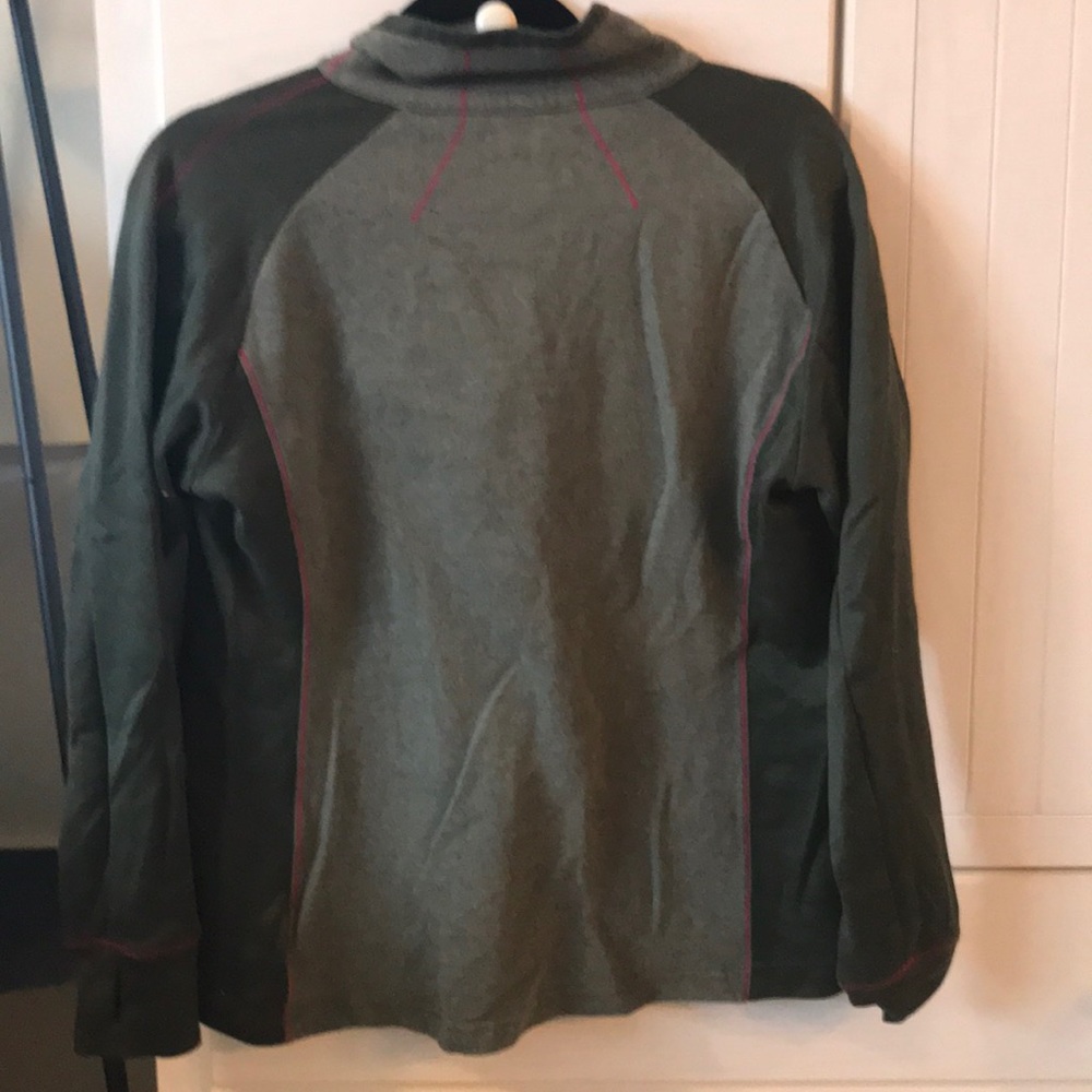 Columbia 1/2 zip - Picture 3 of 3